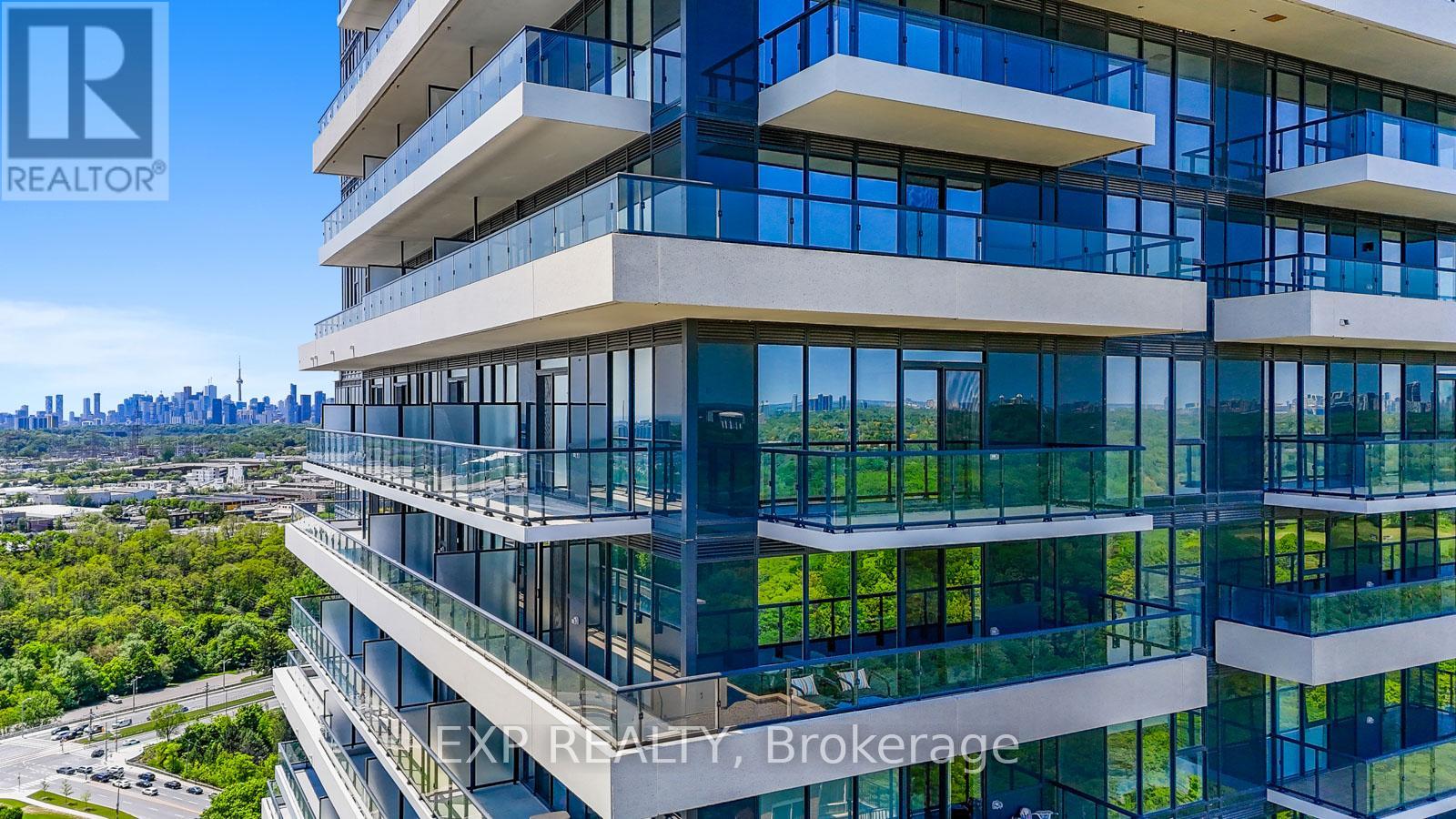 2404 - 10 Inn On The Park Drive, Toronto, Ontario  M3C 0P9 - Photo 47 - C12193925