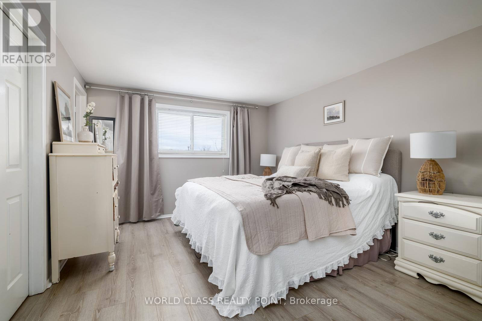 107 Foxhunt Trail S, Clarington (Courtice), Ontario  L1E 1E1 - Photo 3 - E12193930