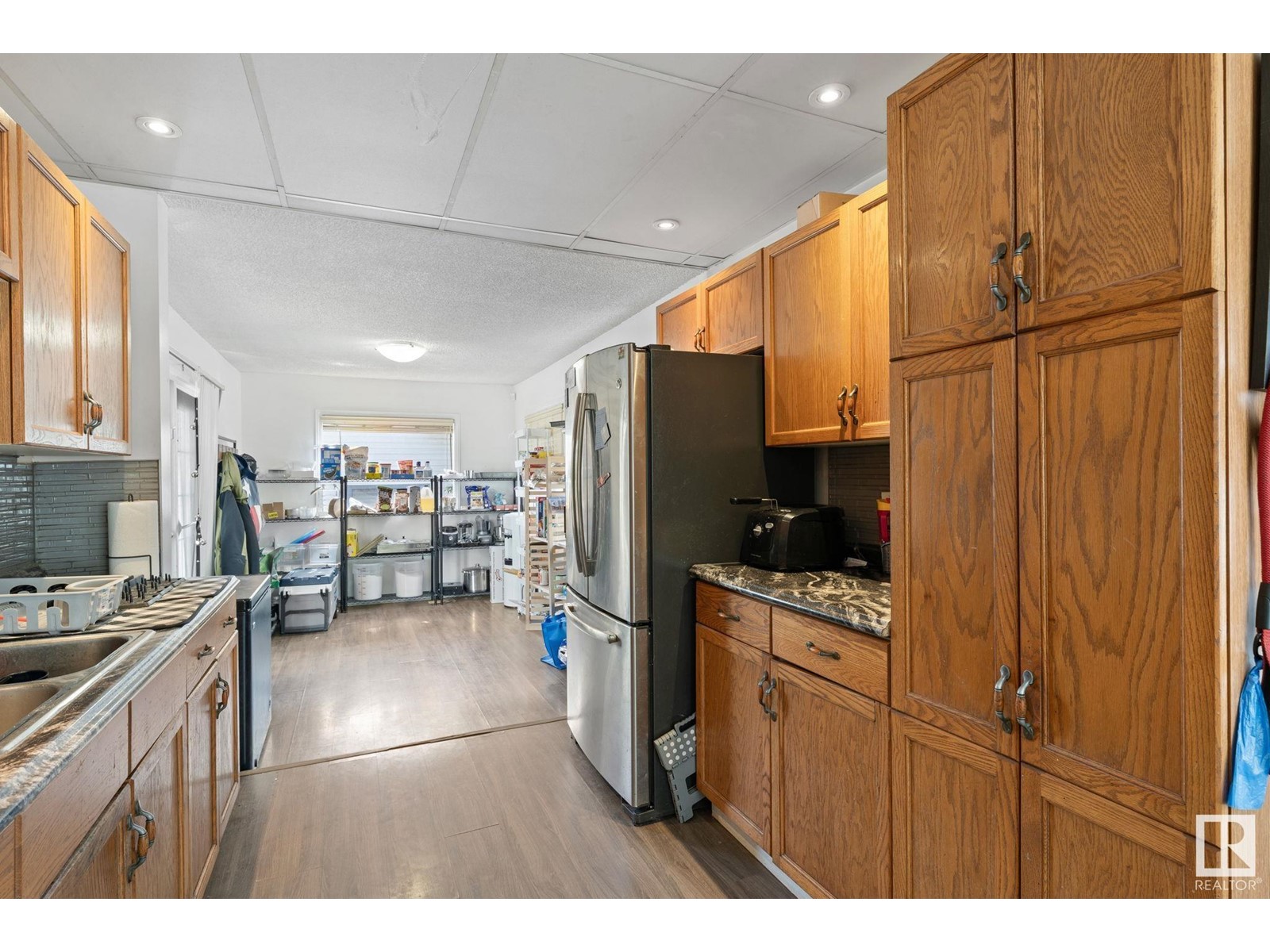 Property at 11817 44 ST NW image 3