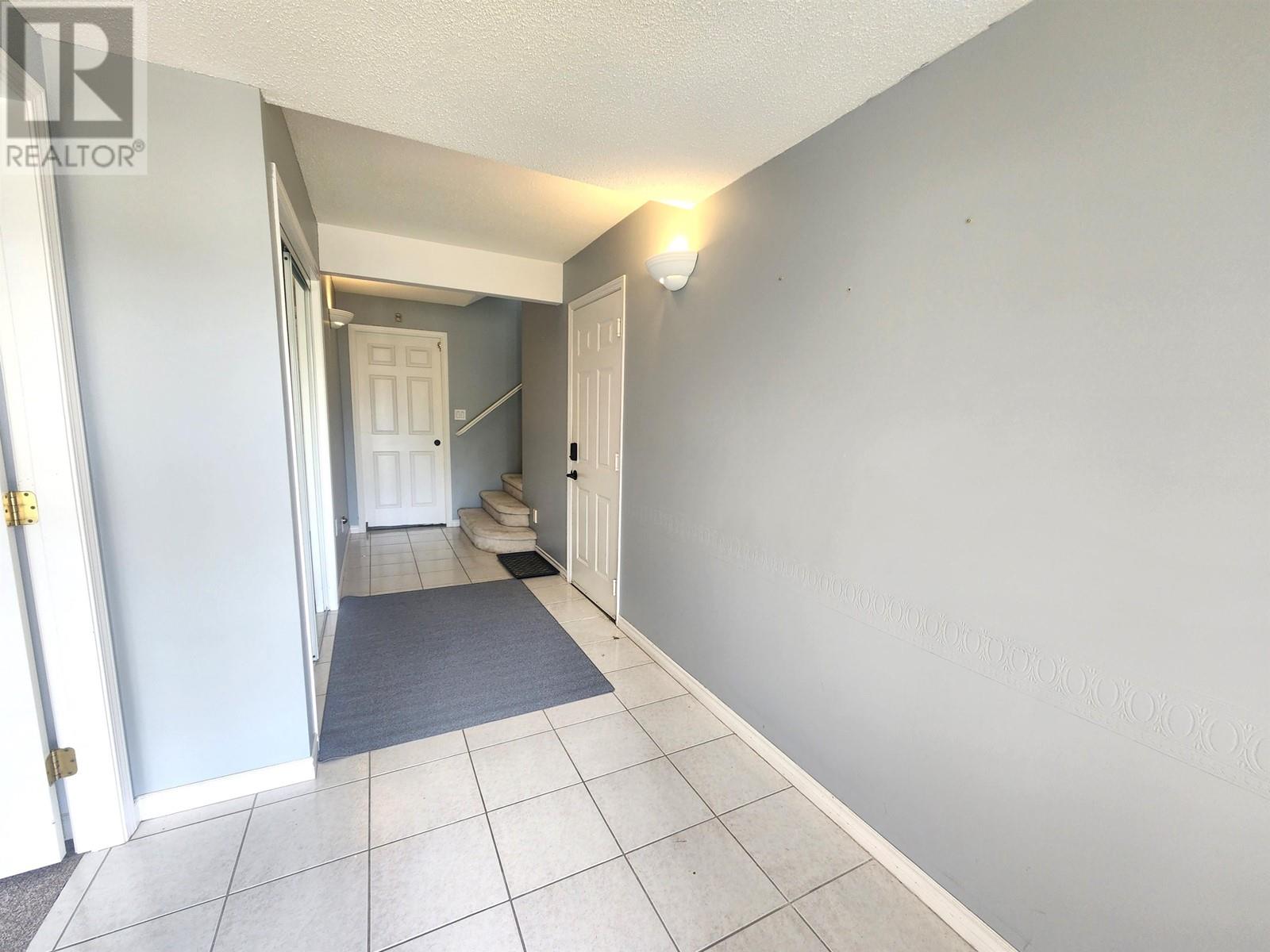Property at 2972 SULLIVAN CRESCENT image 3
