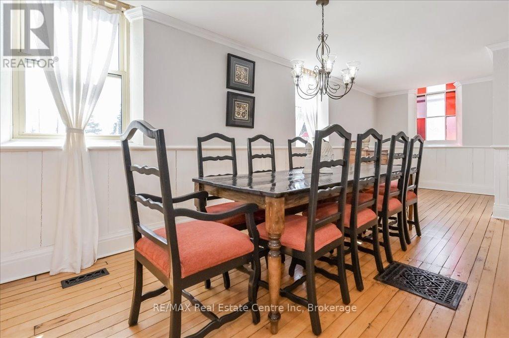 10 Mill Street, Amaranth, Ontario  L9W 3Z1 - Photo 15 - X12070598