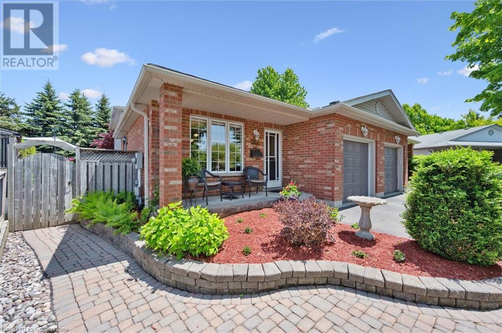 Property at 250A INVERHURON Crescent image 4