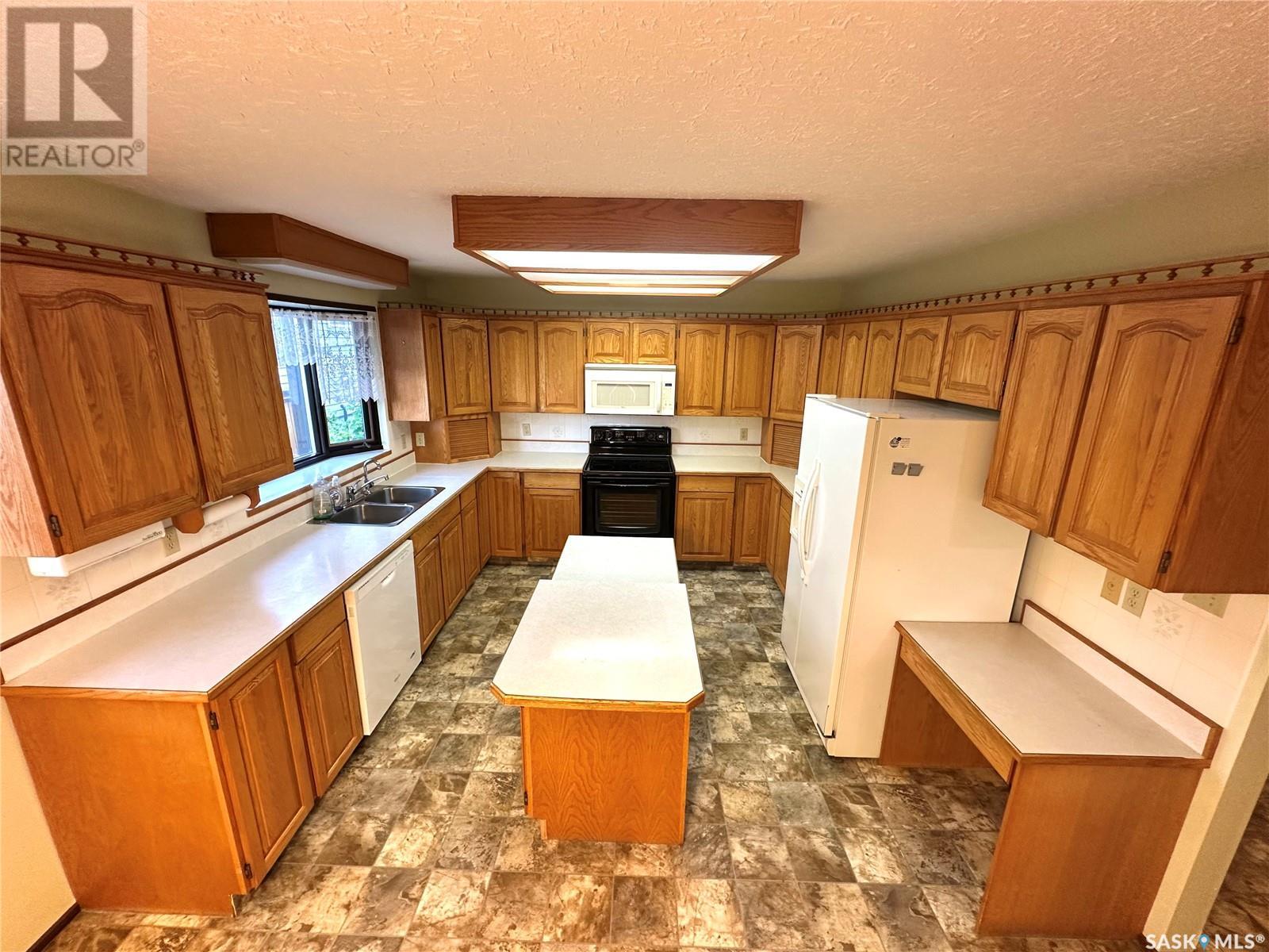 209 1st Street E, Spiritwood, Saskatchewan  S0J 2M0 - Photo 4 - SK008203