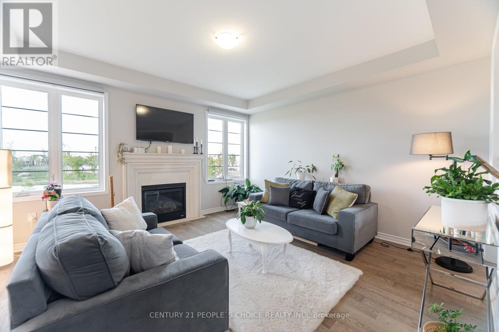 1419 Chretien Street, Milton, Ontario  L9E 1G7 - Photo 10 - W12193921