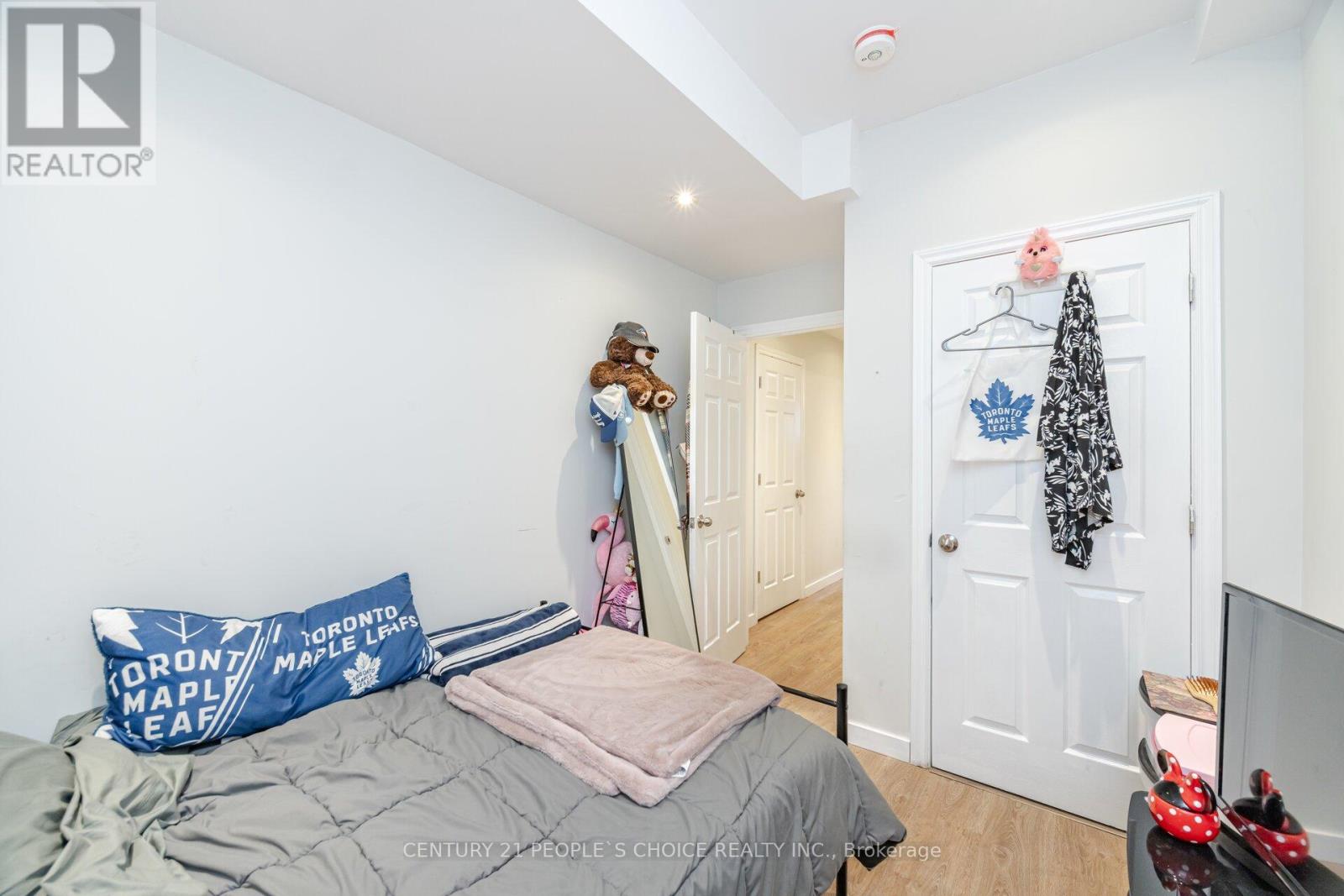 1419 Chretien Street, Milton (Fo Ford), Ontario  L9E 1G7 - Photo 46 - W12193921