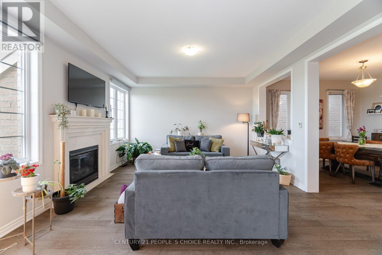 1419 Chretien Street, Milton, Ontario  L9E 1G7 - Photo 9 - W12193921