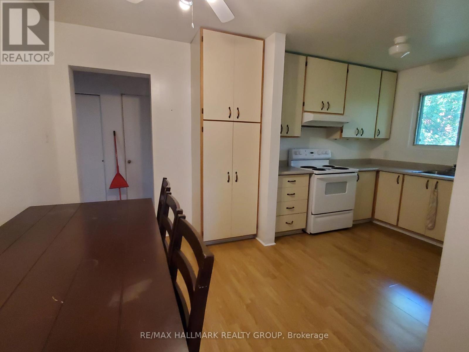 Property at 1390 MAYVIEW AVENUE image 5