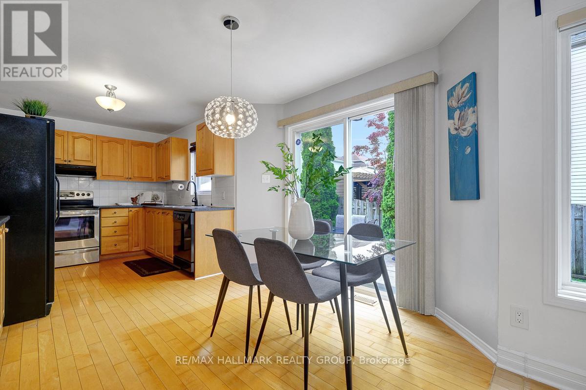 6 Stonepointe Avenue, Ottawa, Ontario  K2G 6G3 - Photo 14 - X12193954
