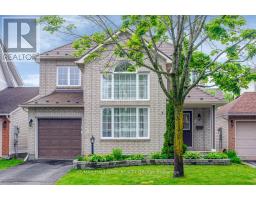 6 STONEPOINTE AVENUE, Ottawa, Ontario