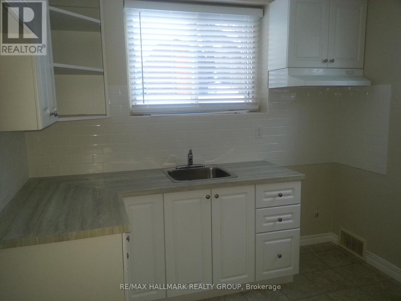 1390 Mayview Avenue, Ottawa, Ontario  K1Z 8H7 - Photo 11 - X12193967