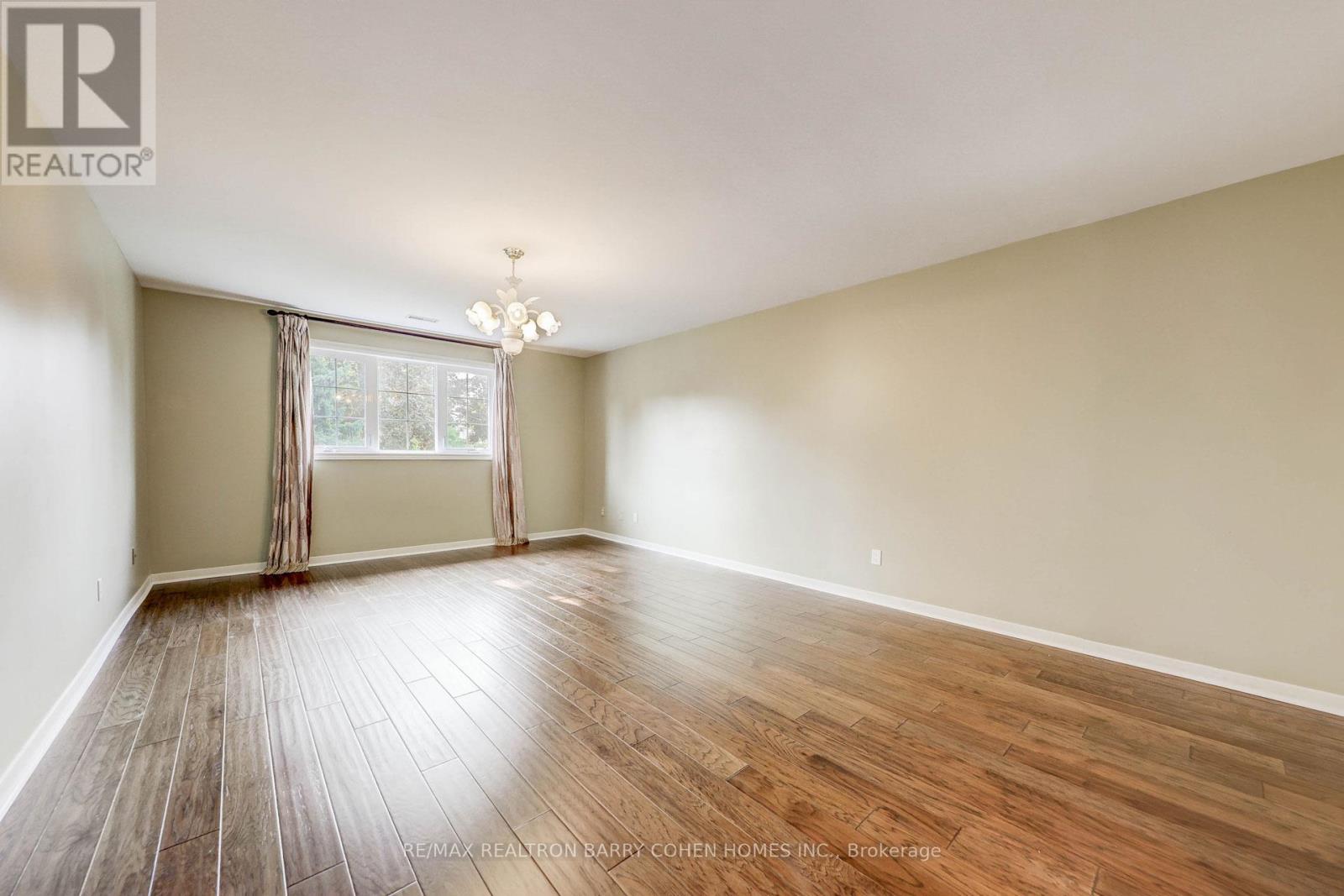 68 Abbeywood Trail, Toronto, Ontario  M3B 3B5 - Photo 27 - C12193963