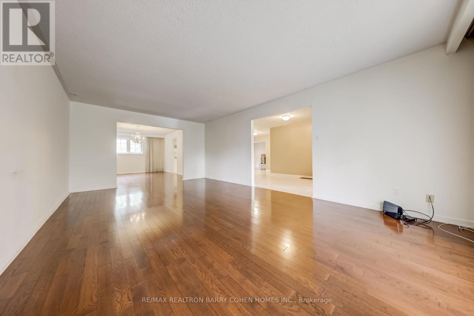 68 Abbeywood Trail, Toronto, Ontario  M3B 3B5 - Photo 6 - C12193963