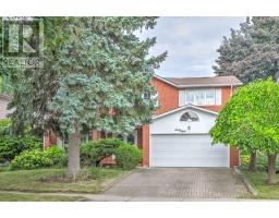 68 ABBEYWOOD TRAIL, Toronto, Ontario