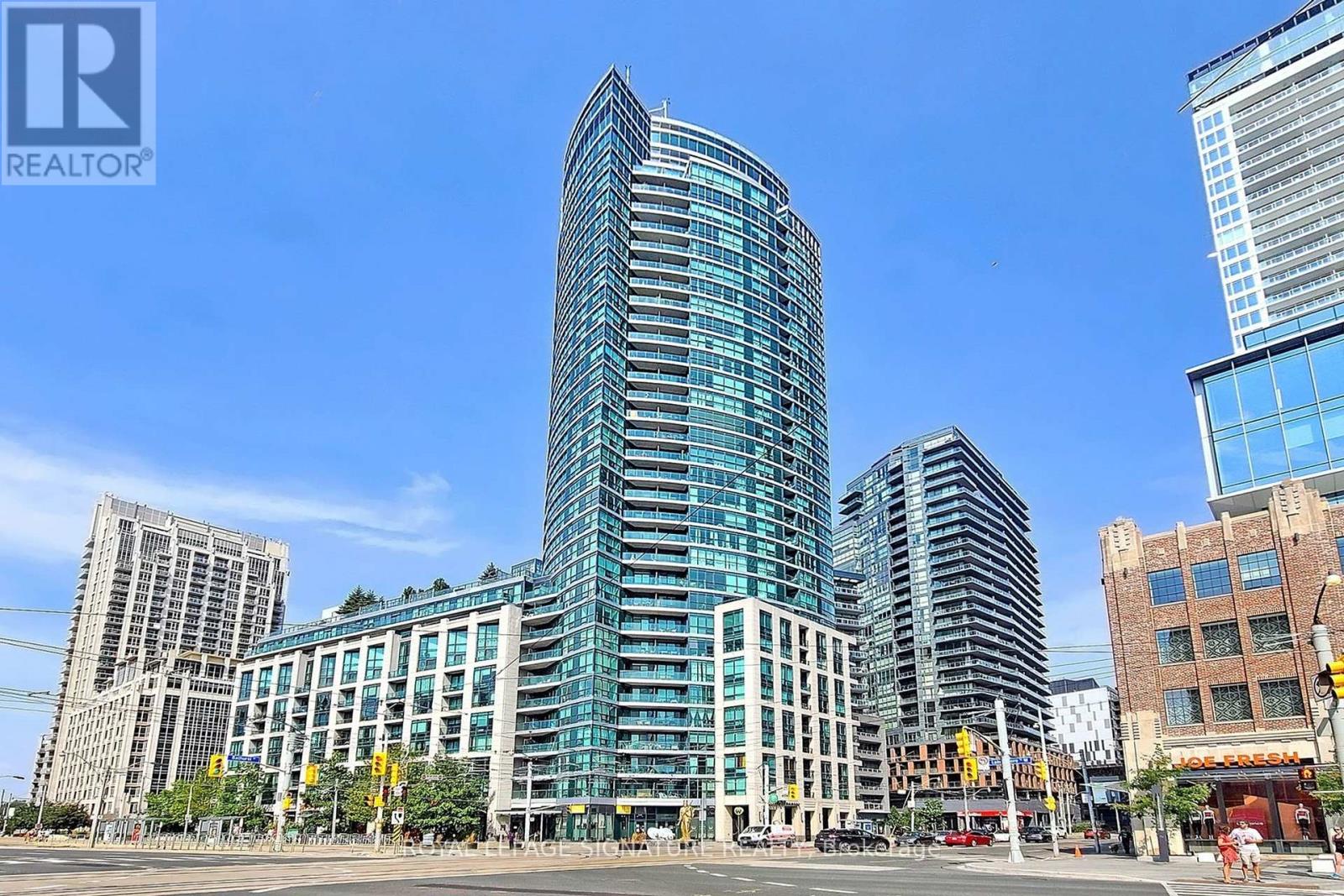 1012 - 600 Fleet Street, Toronto, Ontario  M5V 1B7 - Photo 1 - C12193973