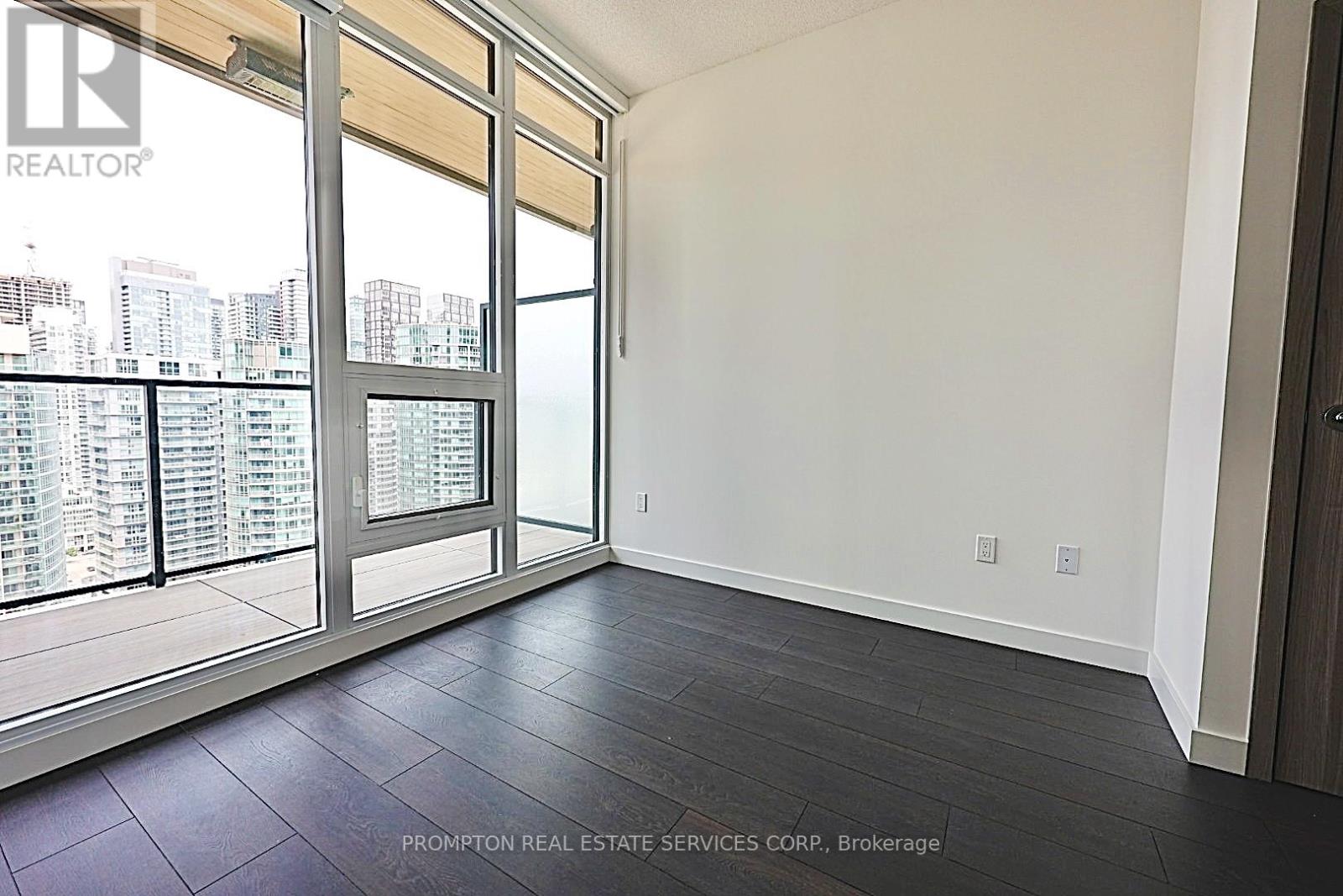 2615 - 1 Concord Cityplace Way, Toronto, Ontario  M5V 0X3 - Photo 10 - C12193567