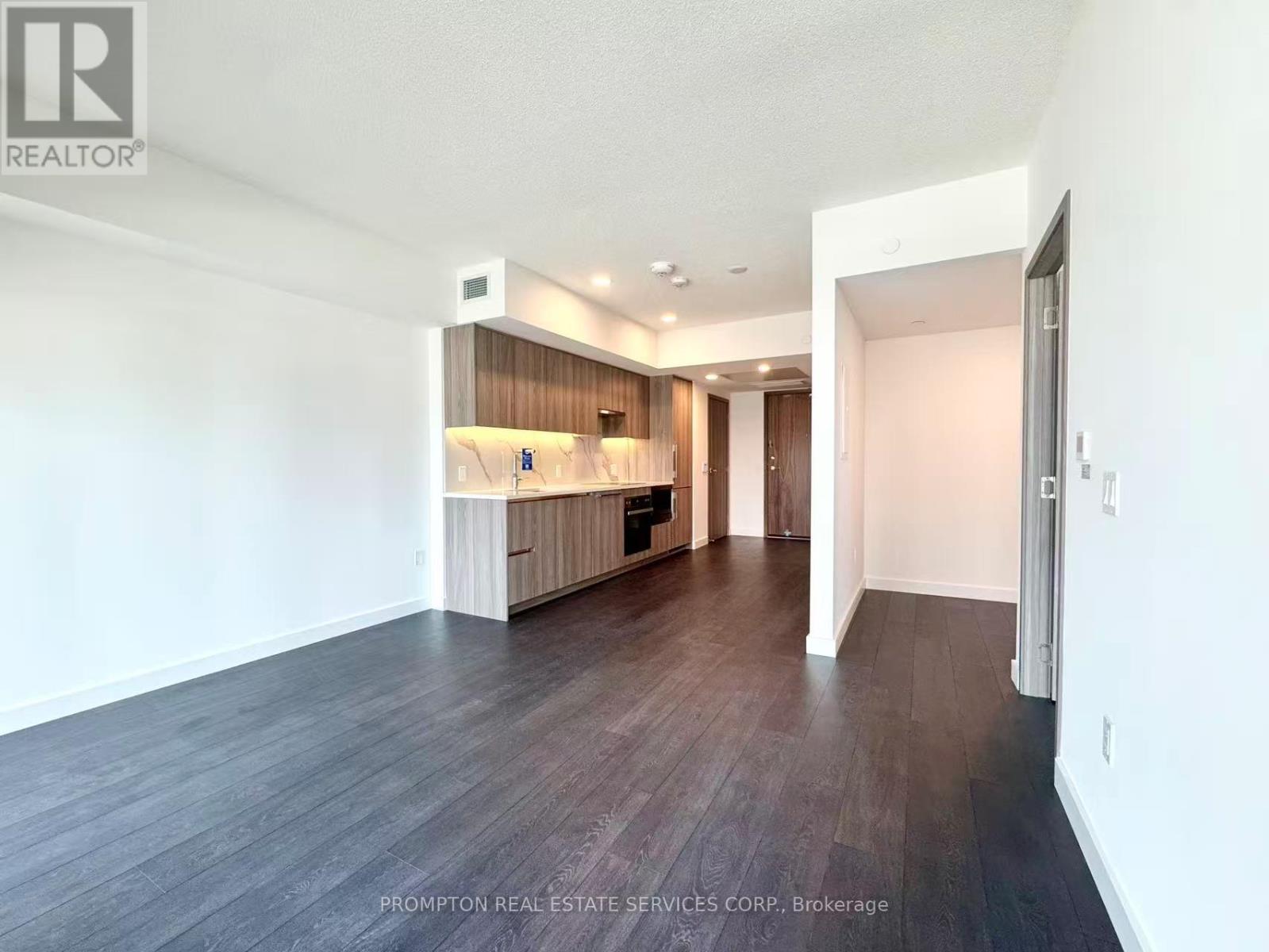 831 - 3 Concord Cityplace Way, Toronto, Ontario  M5V 0X4 - Photo 6 - C12193842