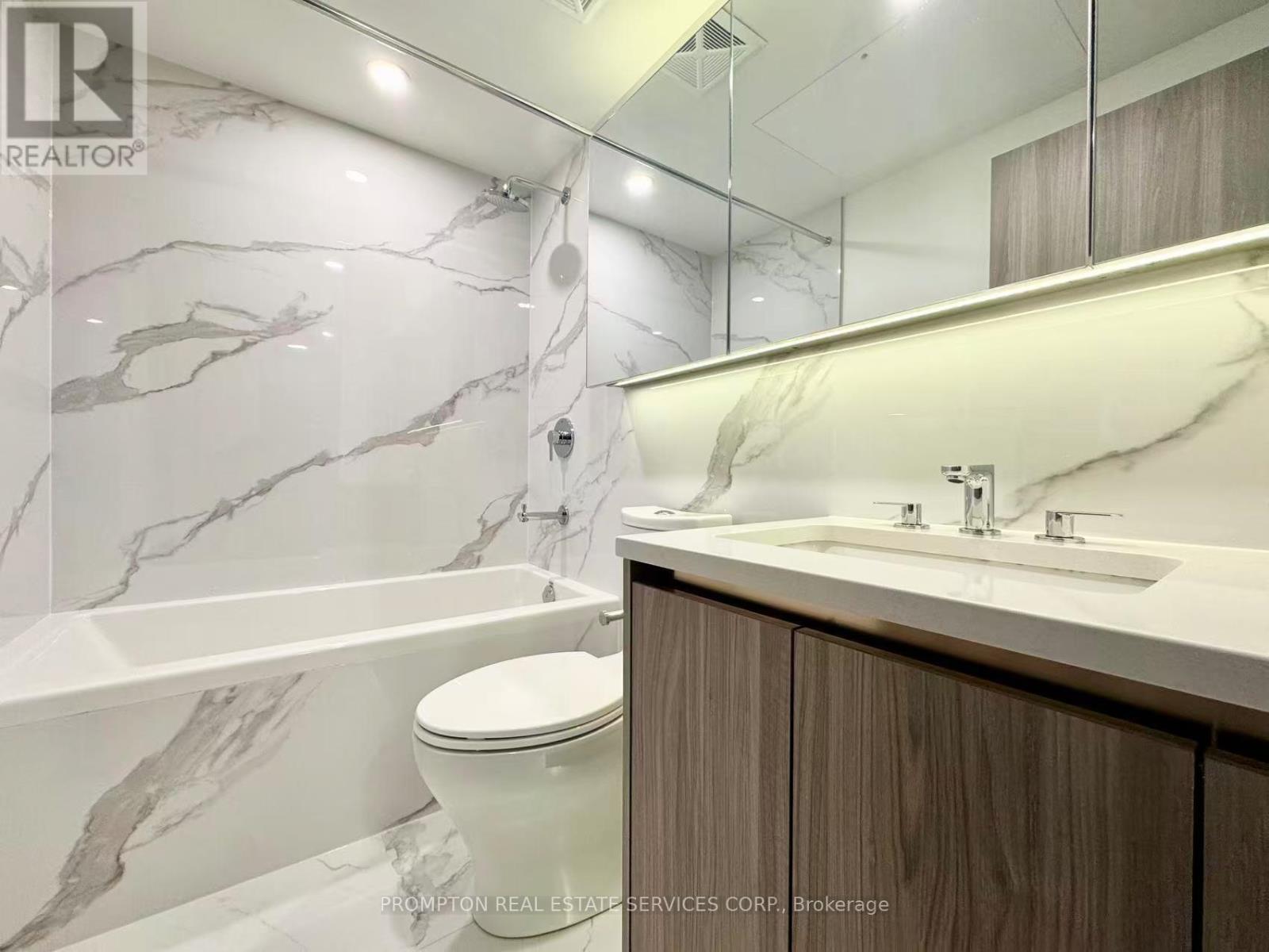 831 - 3 Concord Cityplace Way, Toronto, Ontario  M5V 0X4 - Photo 9 - C12193842