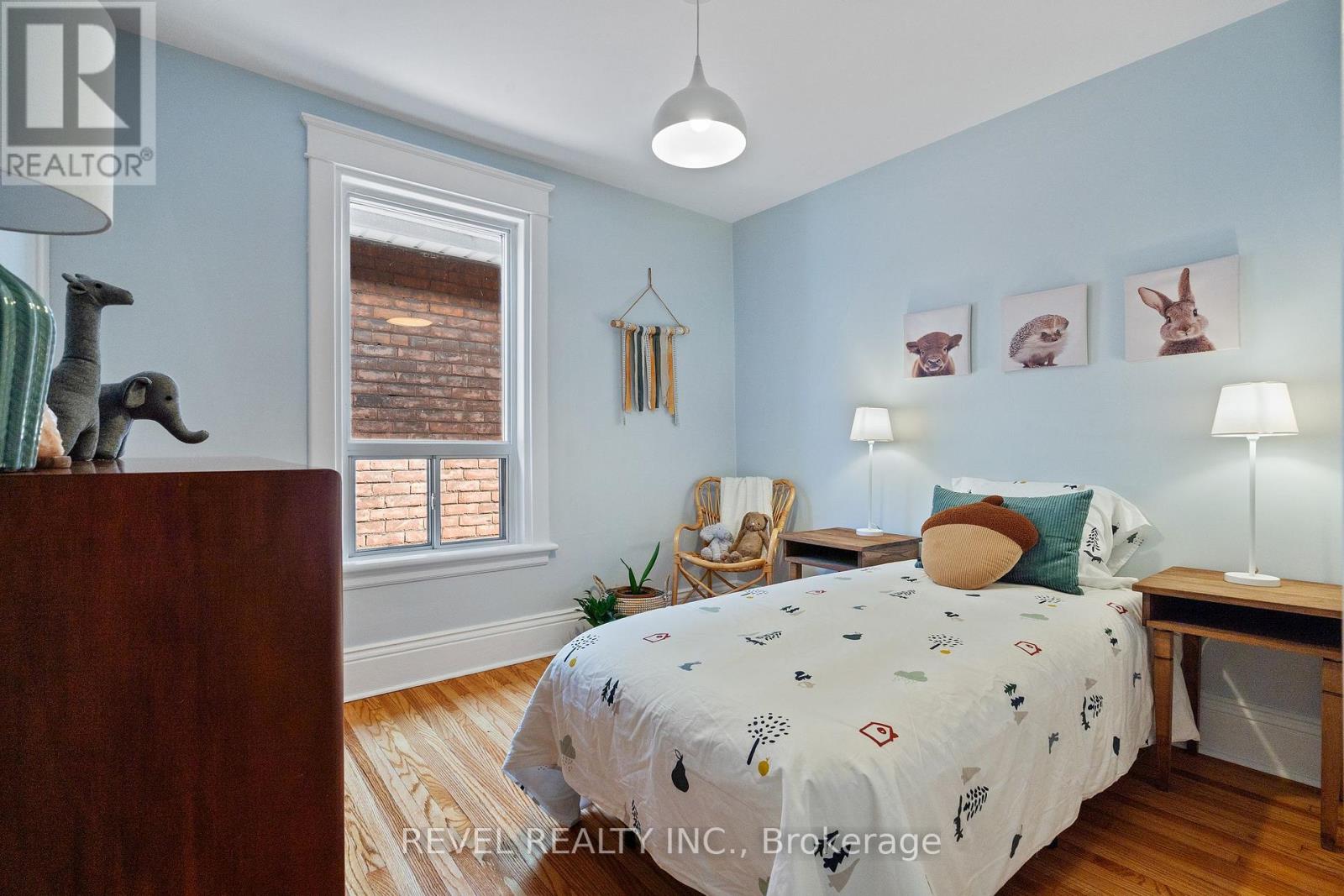 33 Holton Avenue N, Hamilton (Gibson), Ontario  L8L 6H3 - Photo 30 - X12193804