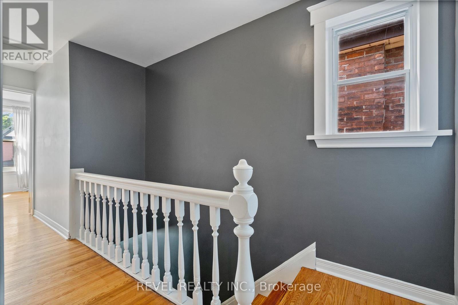 33 Holton Avenue N, Hamilton (Gibson), Ontario  L8L 6H3 - Photo 27 - X12193804