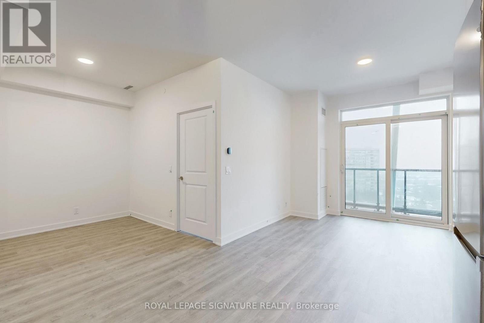 911 - 30 Upper Mall Way, Vaughan, Ontario  L4J 0L7 - Photo 9 - N12193971