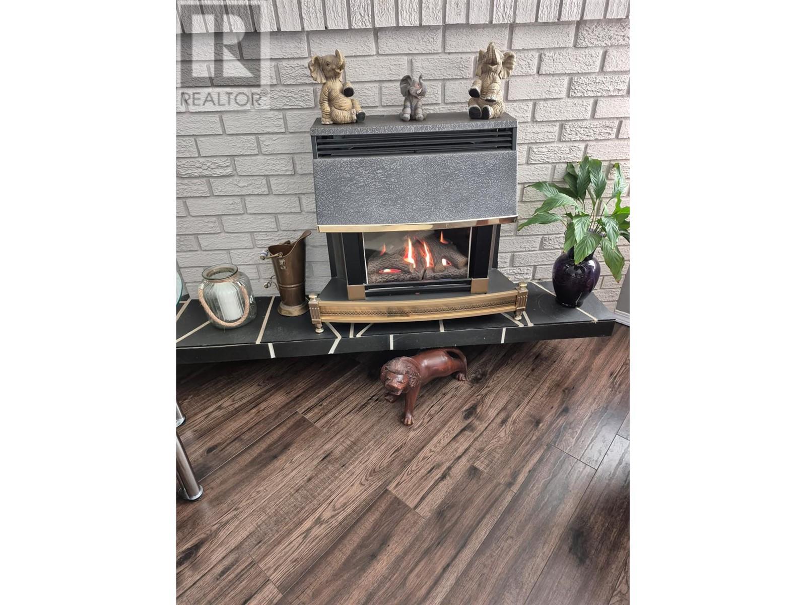 1012 Laroque Street, Kamloops, British Columbia  V2B 5L5 - Photo 4 - 10342057