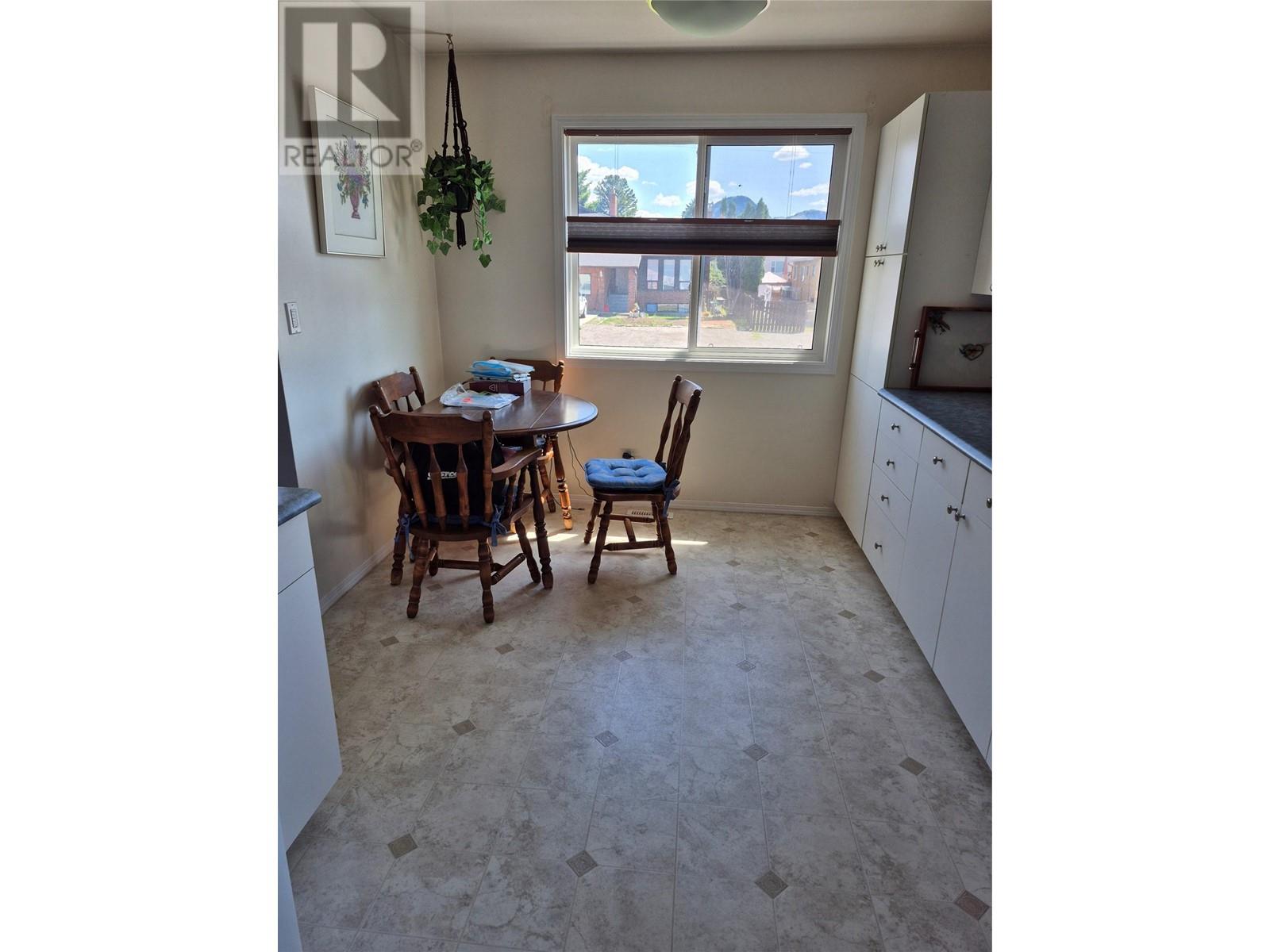 1012 Laroque Street, Kamloops, British Columbia  V2B 5L5 - Photo 60 - 10342057
