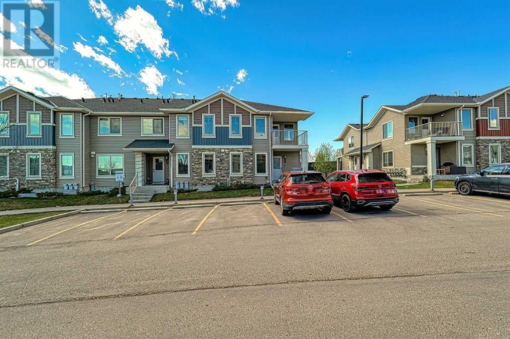 Property at 410, 250 Sage Valley Road NW image 3