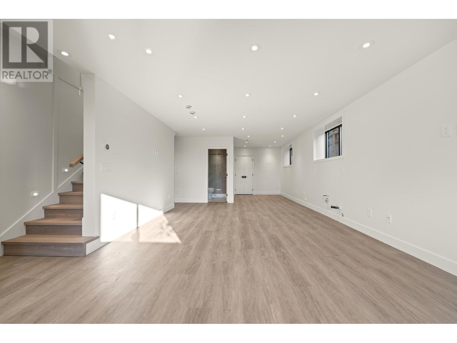 4830 Bessborough Drive, Burnaby, British Columbia  V5C 1L1 - Photo 27 - R3010723