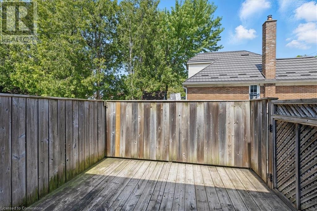 6 Herlan Avenue, Kitchener, Ontario  N2G 4K3 - Photo 32 - 40737051
