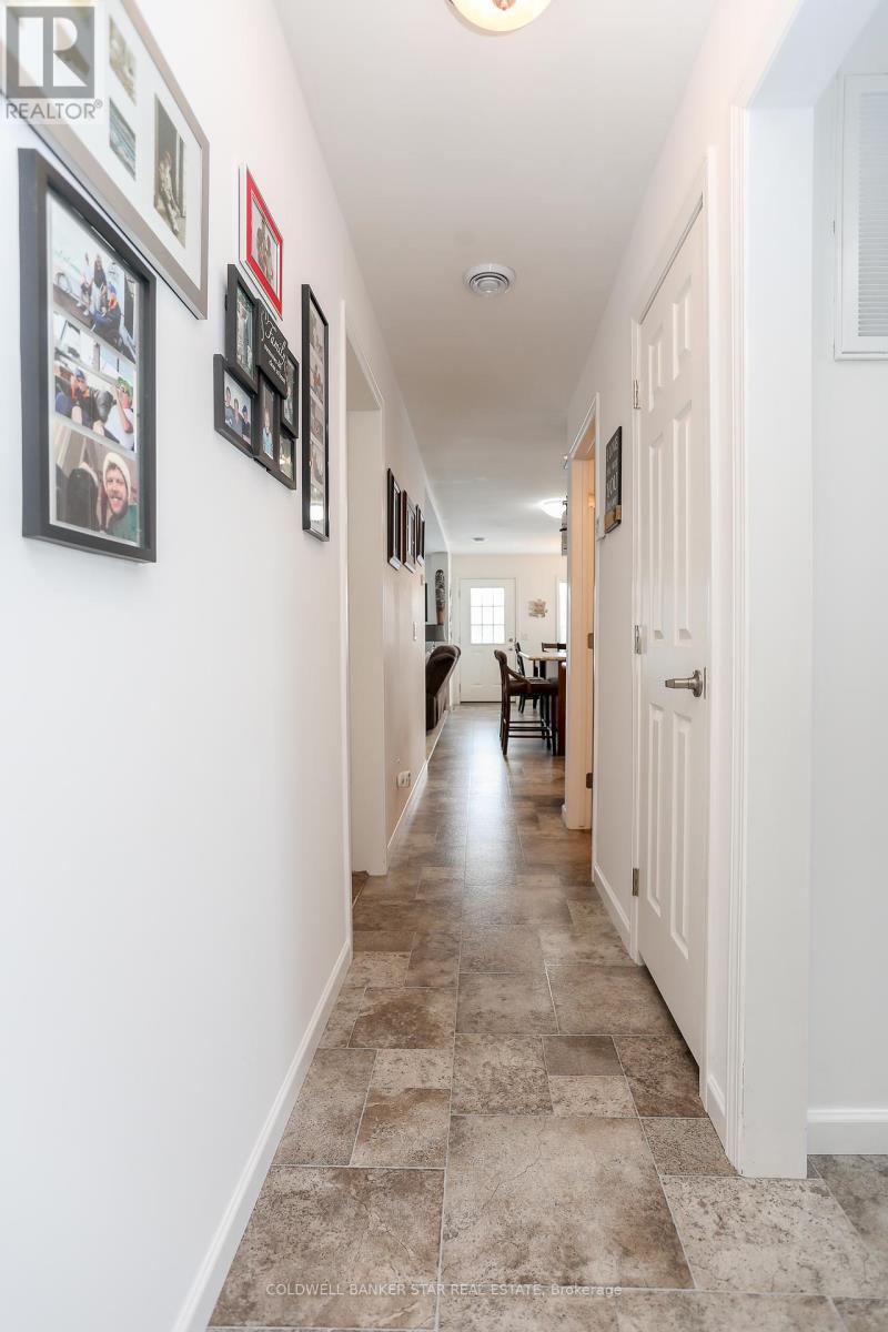 A17 - 4838 Switzer Drive, Southwest Middlesex, Ontario  N0L 1A0 - Photo 17 - X12116000