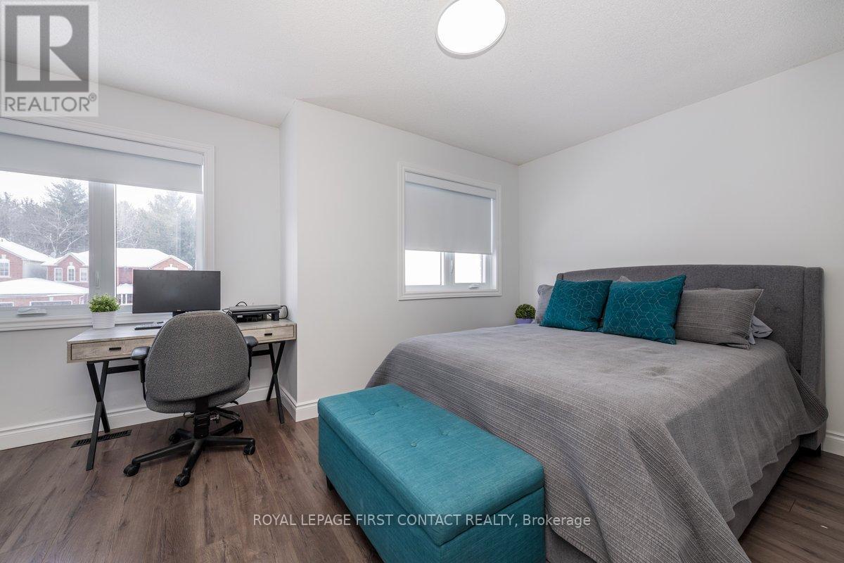 65 Hawthorne Crescent, Barrie, Ontario  L4N 9Y8 - Photo 21 - S12062375