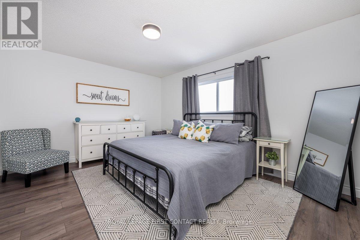 65 Hawthorne Crescent, Barrie, Ontario  L4N 9Y8 - Photo 18 - S12062375