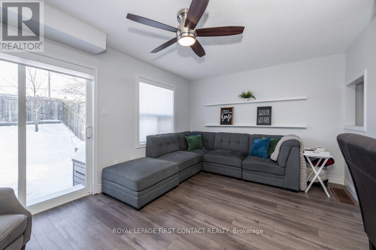 65 Hawthorne Crescent, Barrie, Ontario  L4N 9Y8 - Photo 14 - S12062375