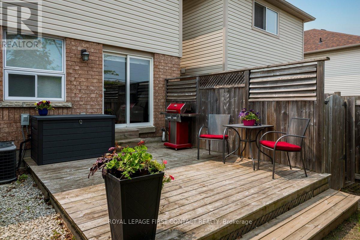 65 Hawthorne Crescent, Barrie, Ontario  L4N 9Y8 - Photo 24 - S12062375