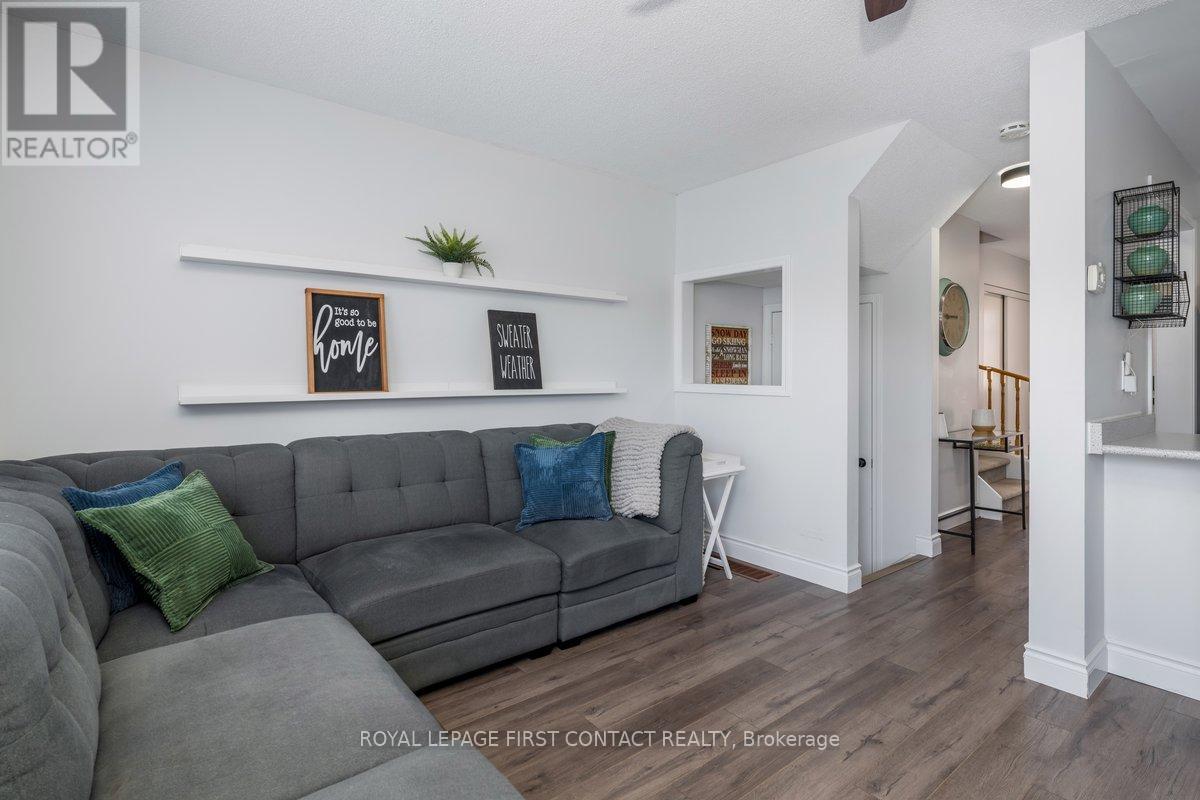 65 Hawthorne Crescent, Barrie, Ontario  L4N 9Y8 - Photo 15 - S12062375