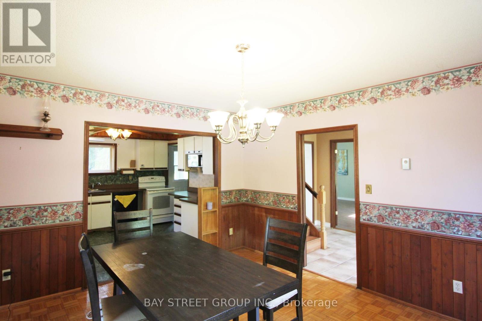 2757 Barron Road, Thorold (Cataract Road), Ontario  L0S 1E6 - Photo 10 - X12193964