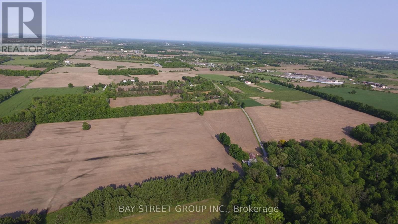 2757 Barron Road, Thorold, Ontario  L0S 1E6 - Photo 4 - X12193964