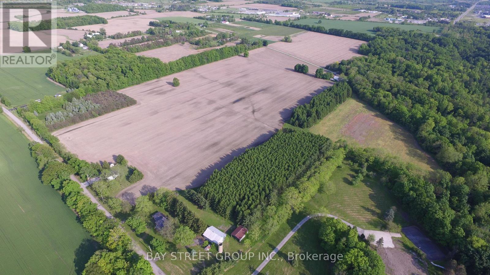 2757 Barron Road, Thorold, Ontario  L0S 1E6 - Photo 5 - X12193964