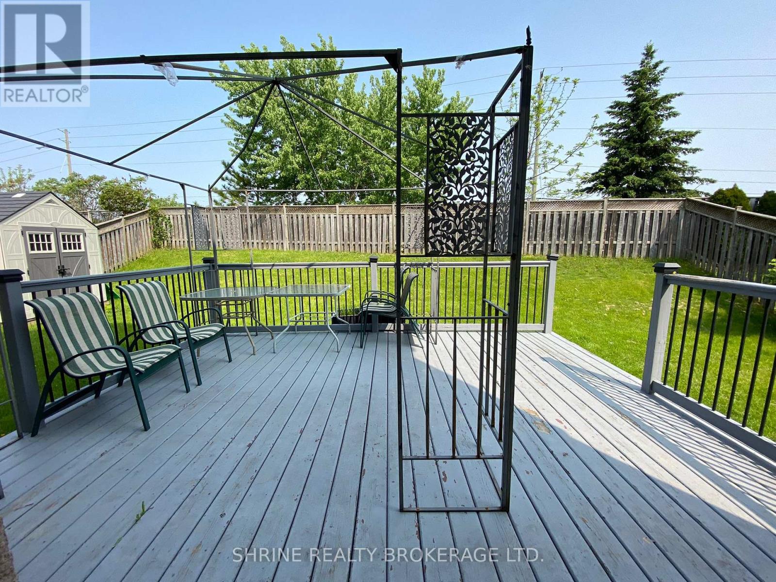 899 Bradshaw Crescent, London North, Ontario  N5X 0B6 - Photo 10 - X12194000
