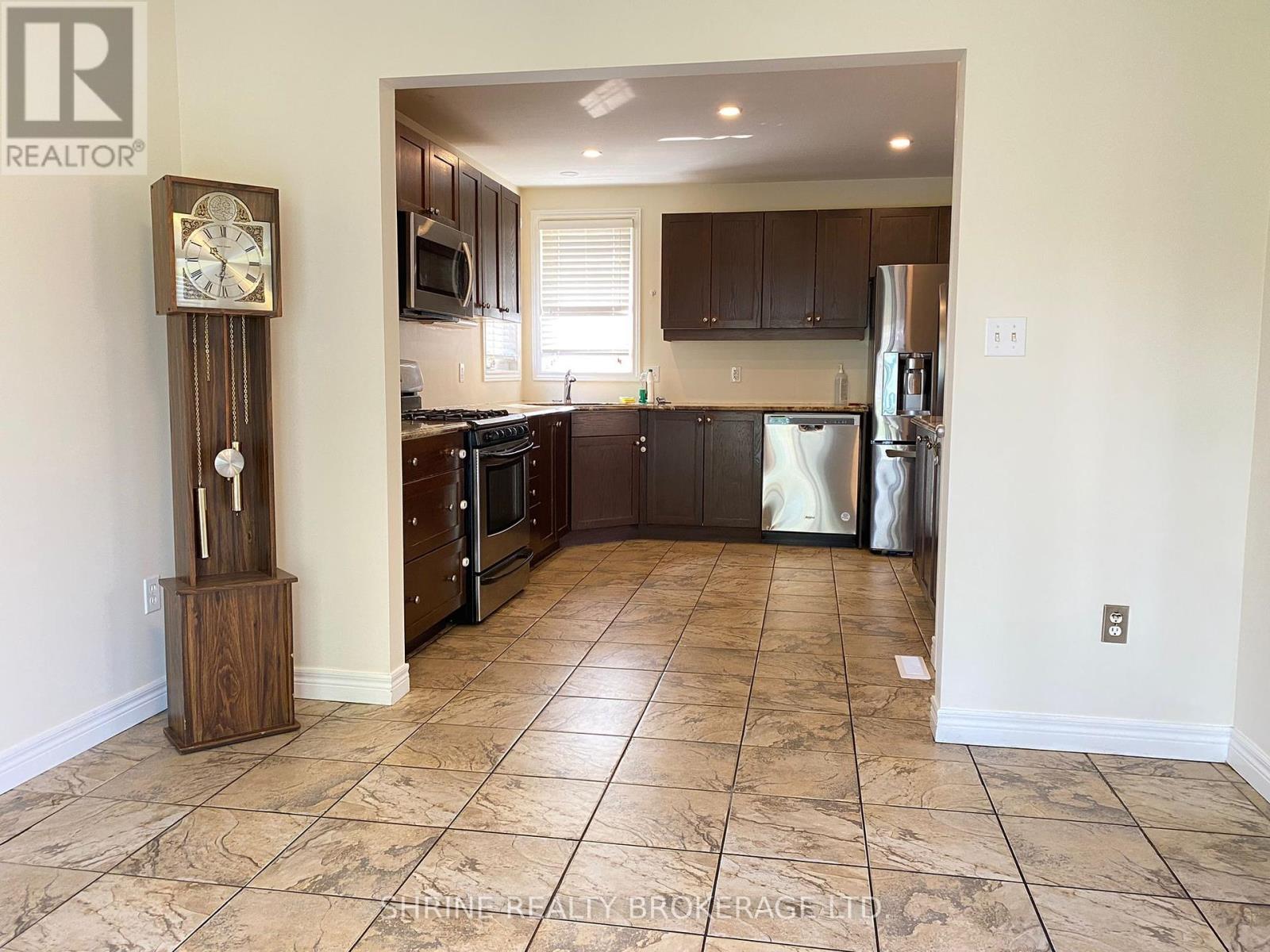 899 Bradshaw Crescent, London North, Ontario  N5X 0B6 - Photo 40 - X12194000