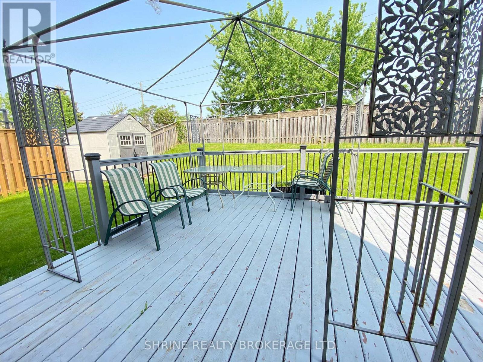899 Bradshaw Crescent, London North, Ontario  N5X 0B6 - Photo 6 - X12194000