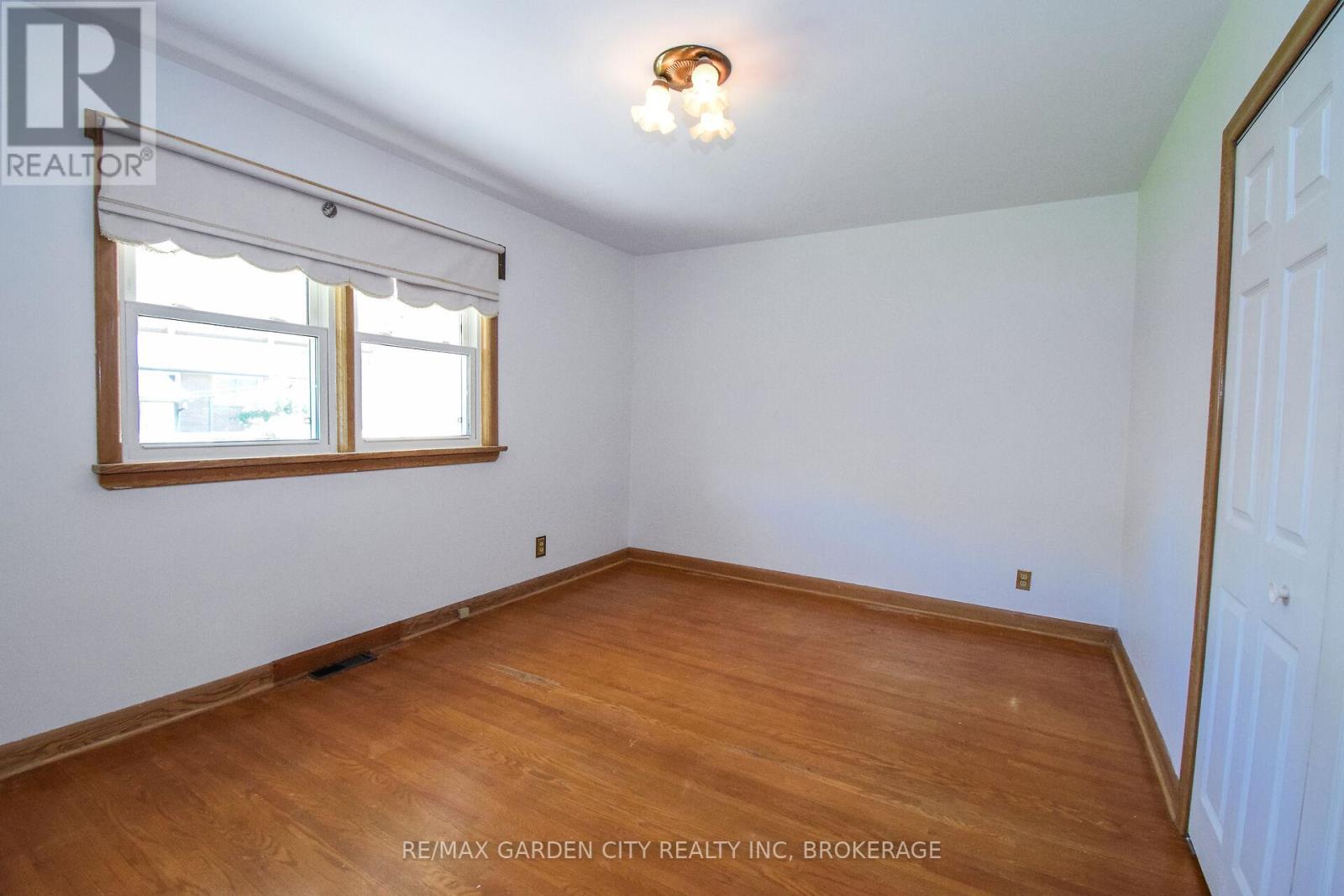 115 Larraine Street, Welland (Broadway), Ontario  L3C 5K3 - Photo 22 - X12184051