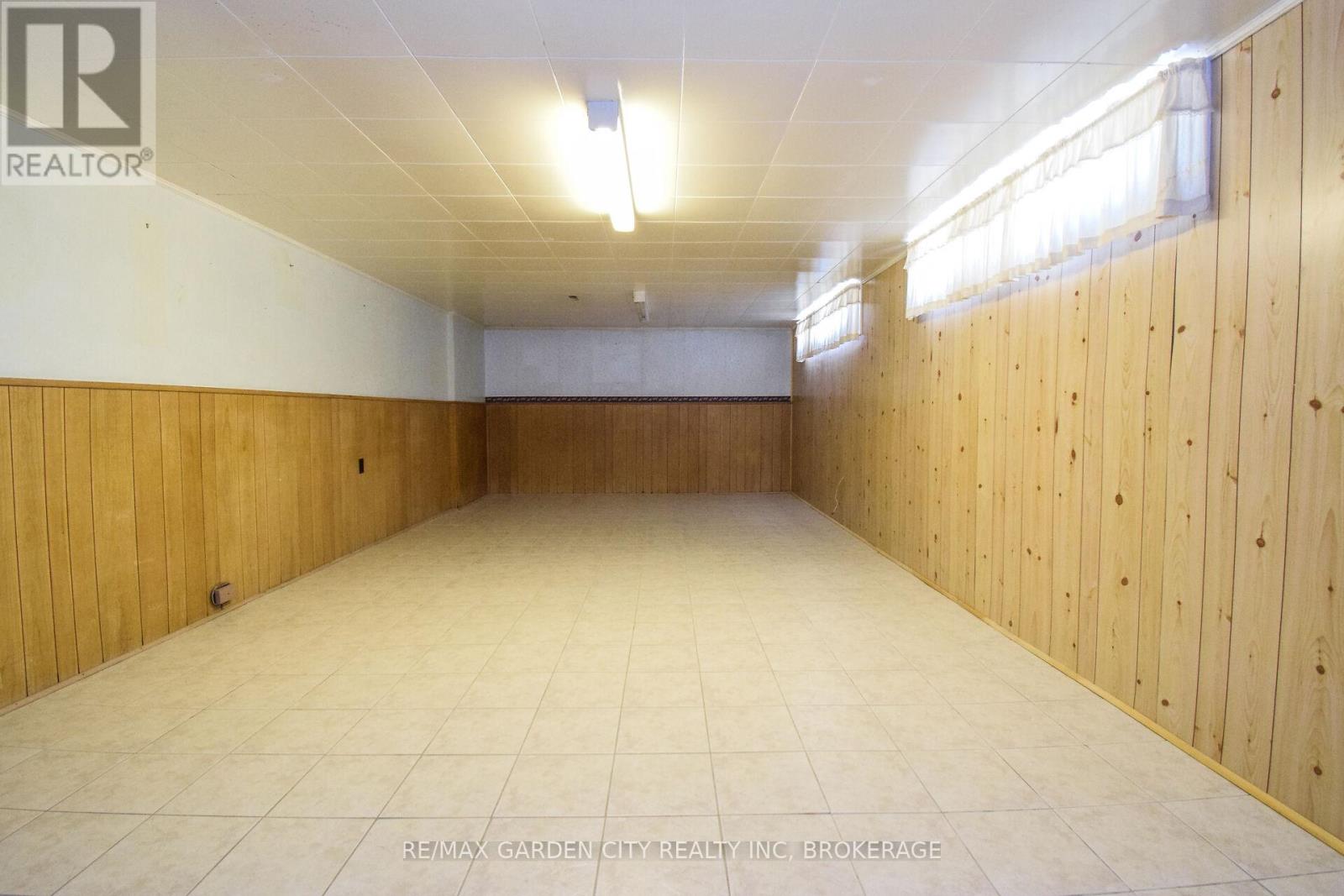 115 Larraine Street, Welland (Broadway), Ontario  L3C 5K3 - Photo 34 - X12184051