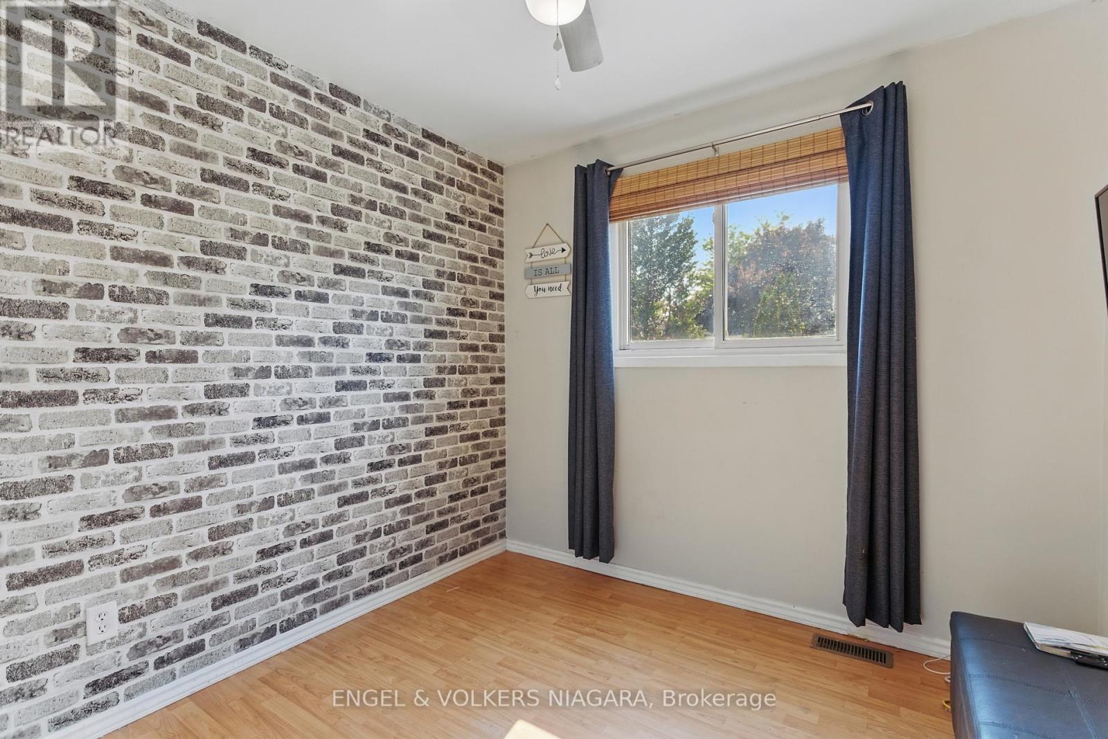 6137 Kirkland Drive, Niagara Falls (West Wood), Ontario  L2H 2A7 - Photo 10 - X12194002