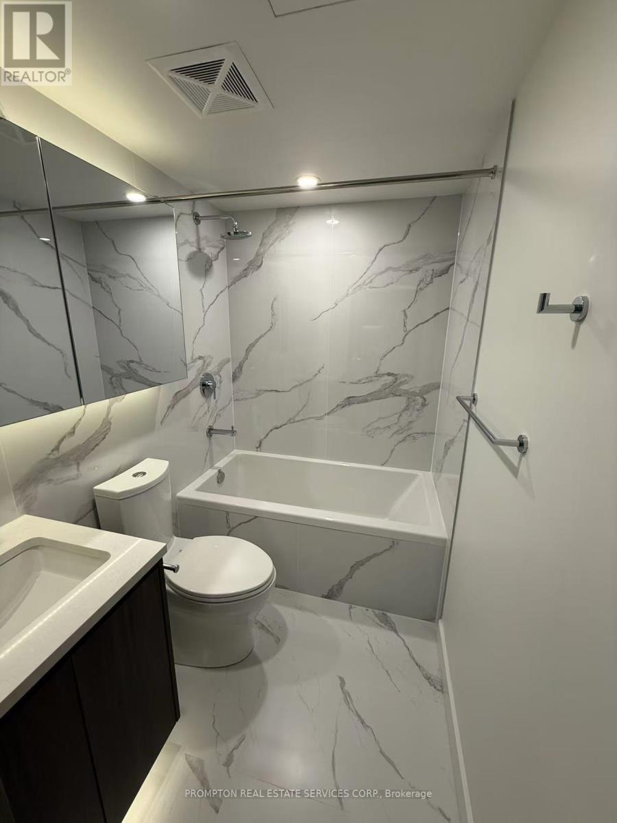 3508 - 1 Concord Cityplace Way, Toronto, Ontario  M5V 0X3 - Photo 28 - C12193980