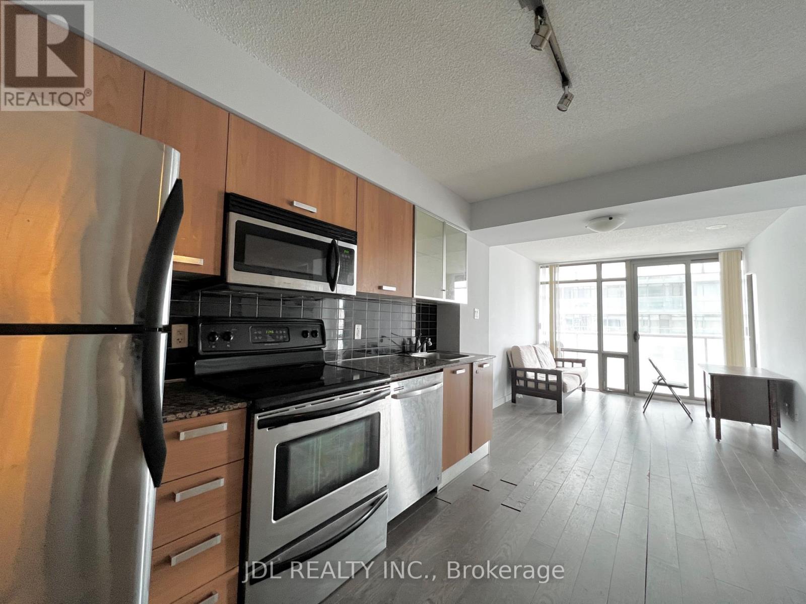 1810 - 37 Grosvenor Street, Toronto (Bay Street Corridor), Ontario  M4Y 3G5 - Photo 5 - C12186343