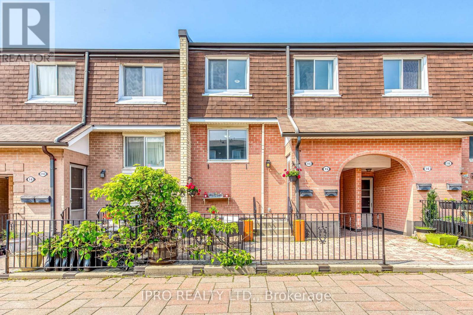 115 - 2170 Bromsgrove Road, Mississauga, Ontario  L5J 4J2 - Photo 1 - W12193992