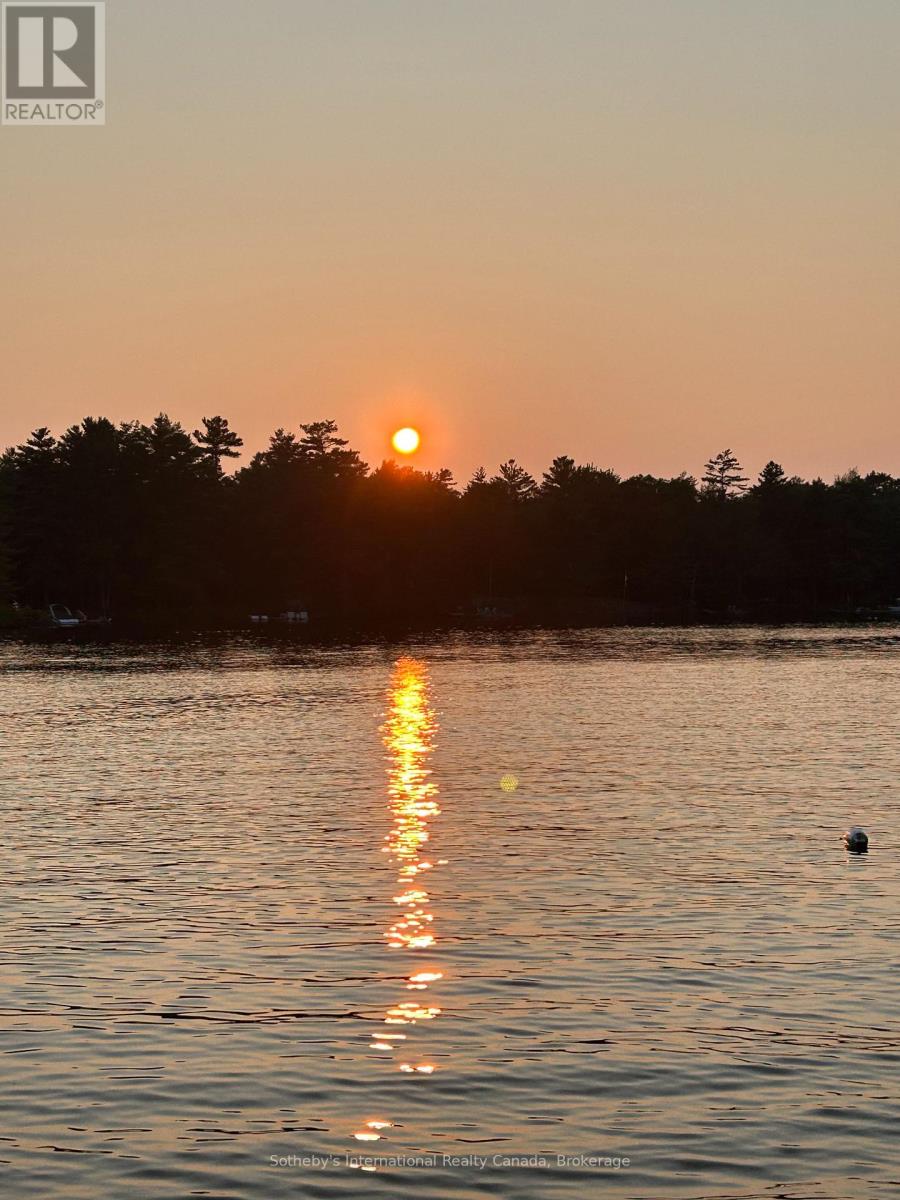 5760 Kahshe Lake, Gravenhurst, Ontario  P0E 1G0 - Photo 47 - X12193979