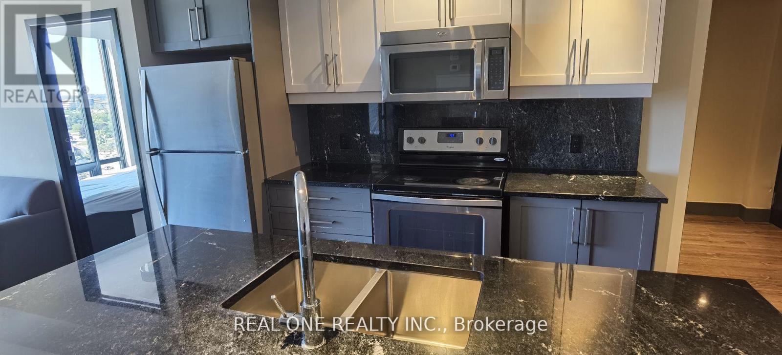 S1402 - 330 Phillip Street, Waterloo, Ontario  N2L 3W9 - Photo 3 - X12193993