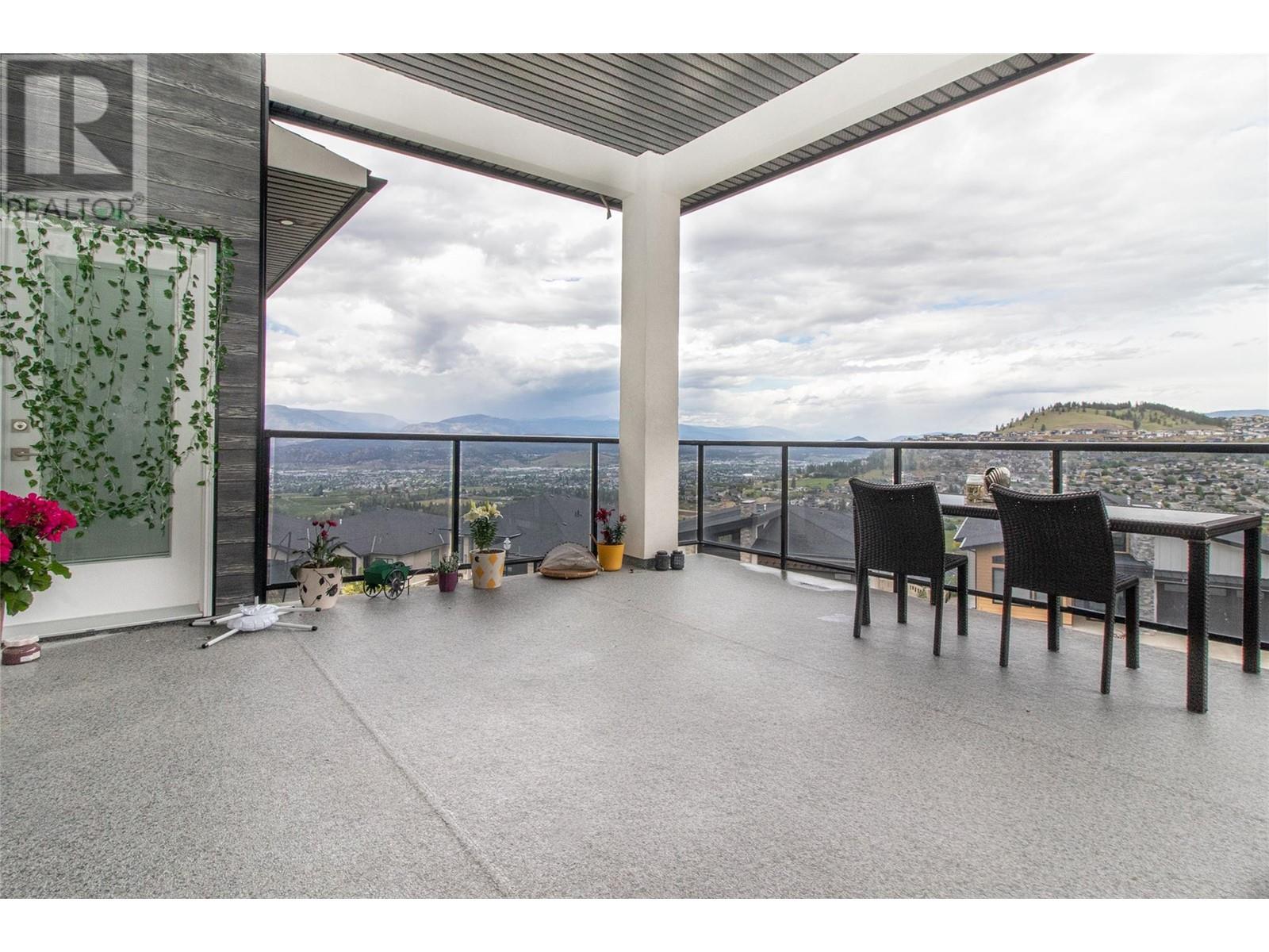 2132 Tramonto Court, Kelowna, British Columbia  V1P 1V1 - Photo 11 - 10349783